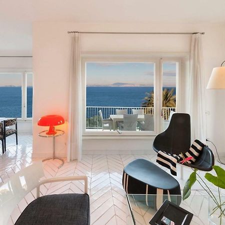 Апартаменти Lory House Сорренто Екстер'єр фото
